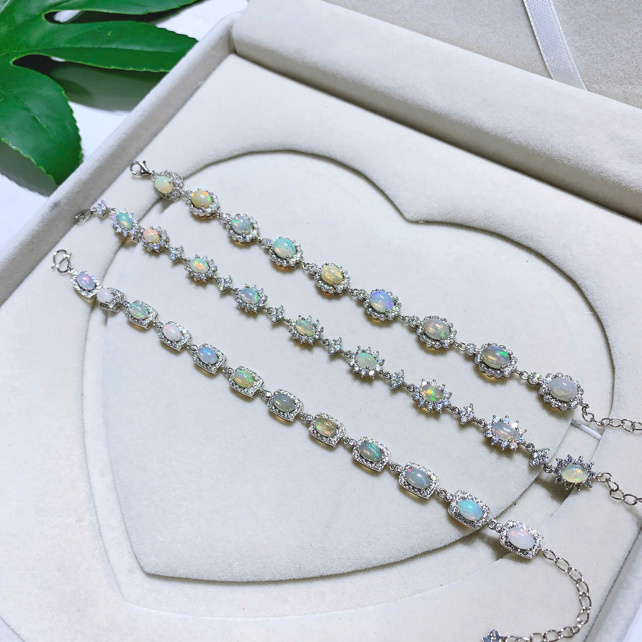 Lắc tay bạc 925 gắn đá Opal